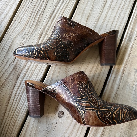 Patricia Nash Ruffina tooled leather mules brown bronze gold heels 6.5 - Picture 6 of 11